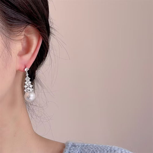 Waterfall Pearl French Romantic Light Luxury Earrings