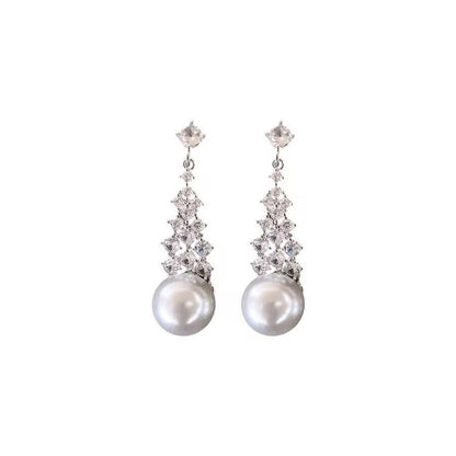 Waterfall Pearl French Romantic Light Luxury Earrings