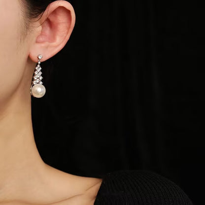 Waterfall Pearl French Romantic Light Luxury Earrings