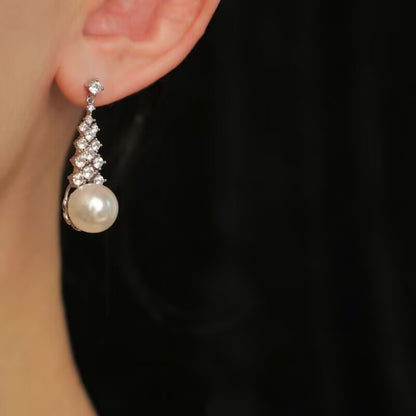 Waterfall Pearl French Romantic Light Luxury Earrings
